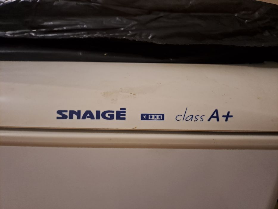 Холодильник Snaige