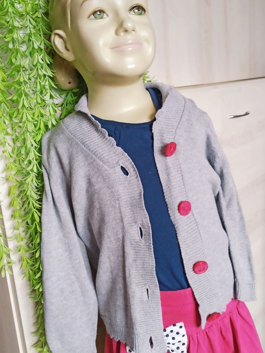 Sg Sweter 86 , zapinany sweter 86 dla dziewczynki
