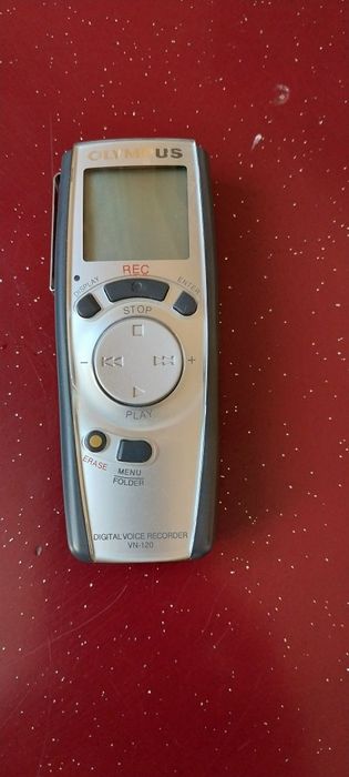 Диктофон.      олимпус