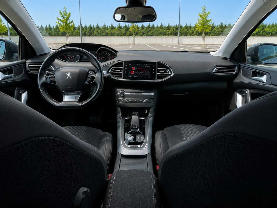 Peugeot 308 PureTech 130 Allure Pack EAT8