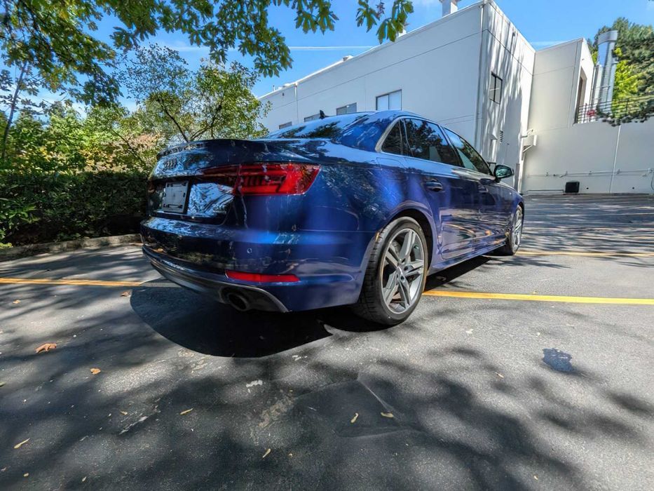 Audi A4      2018