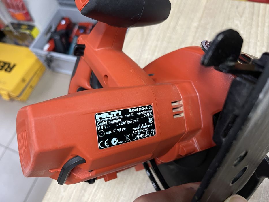 Hilti SCW 22-A / акумуляторна дискова пила Хілті