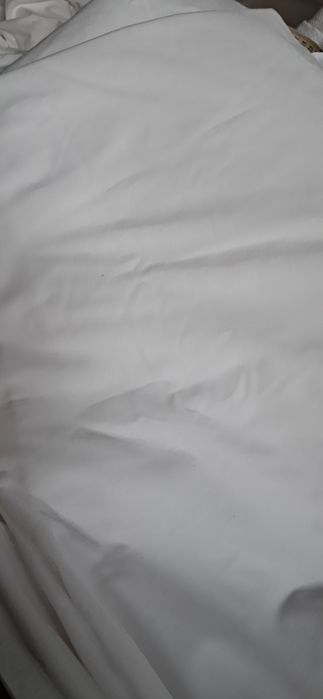 Простирадло кругле на резинці 275см