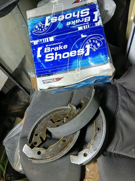 Тормозные колодки Таврия