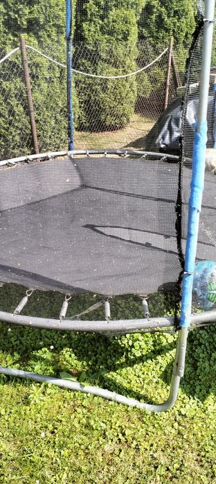Trampolina ogrodowa