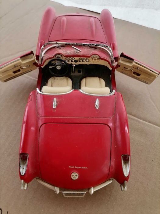 Chevrolet Corvette 1957 Burago 1/18