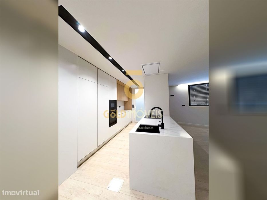 T2 Apartment for Sale in Gondomar (São Cosme), Valbom and Jovim, Gondomar