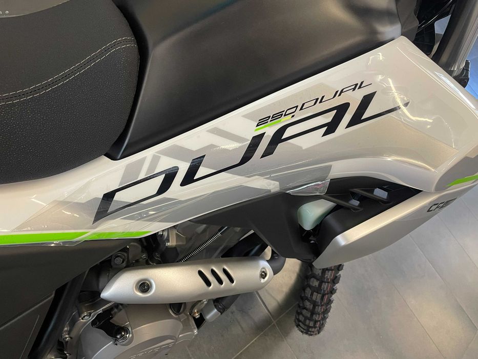 Мотоцикл CFMOTO 250 Lite Dual