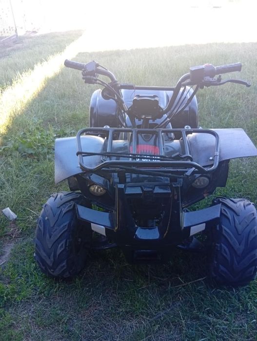 Продайиця квадрік 110 кубів