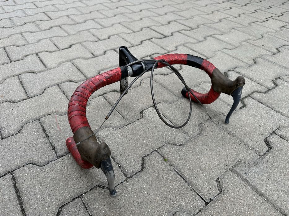 Kokpit kierownica baranek szosowa klamki  SR Suntour