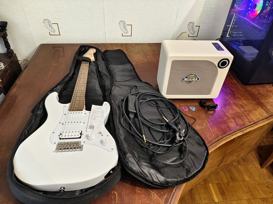 Електрогітара Yamaha Pacifica 012  Комплект