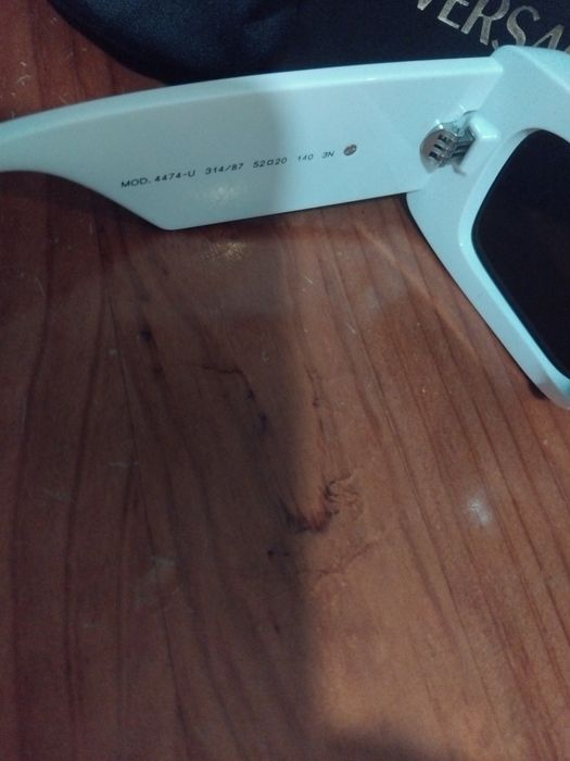 Óculos versage original