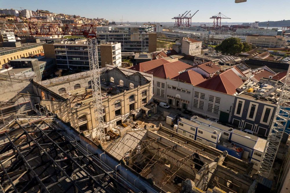 Imagens aéreas vídeo + foto