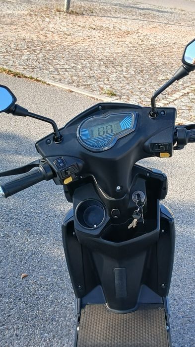 Scooter Elétrica  em perfeito estado