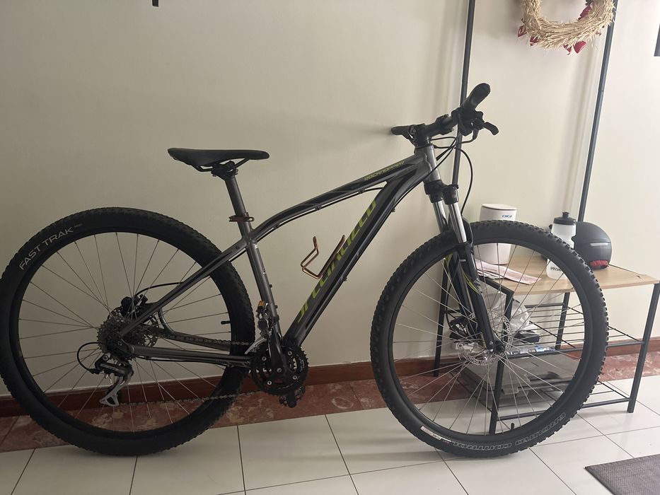 Specialized Rockhopper 29" (Tamanho M)