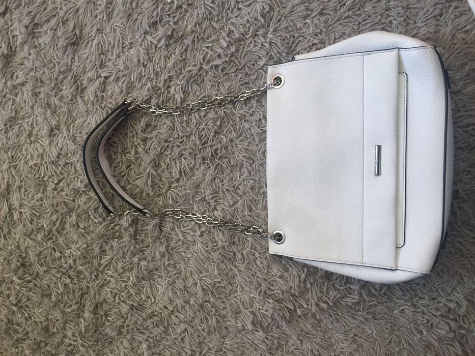 Mala branca da marca Parfois