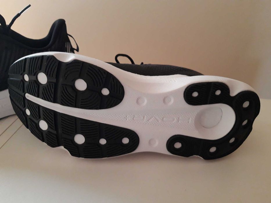 Sapatilhas Corrida running UNDER ARMOUR - Artigo NOVO.