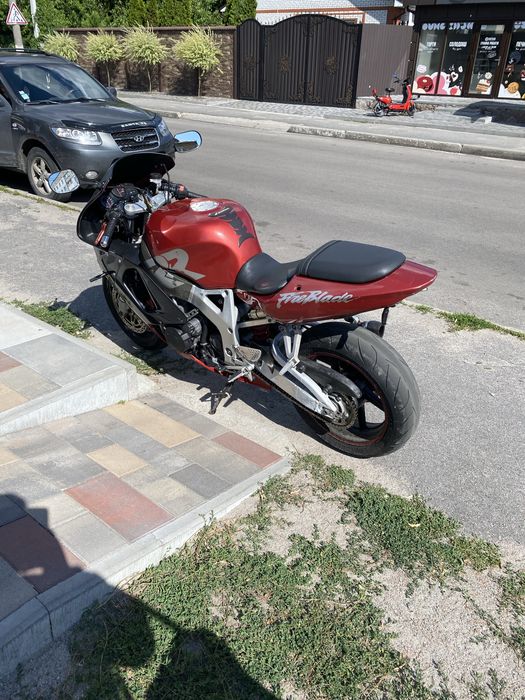 honda cbr 900rr 919