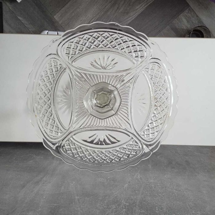 Duża patera szkło prasowane (?) śr. 31 cm
