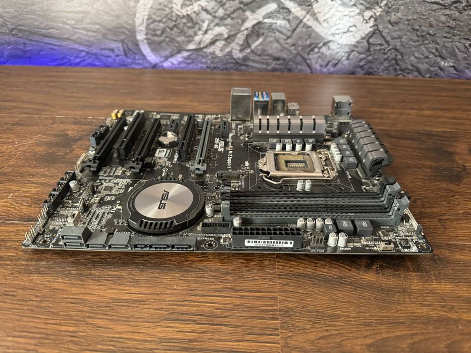 Как новая! Материнская плата ASUS Z97-AR DDR3 1150 сокет Гарантия!