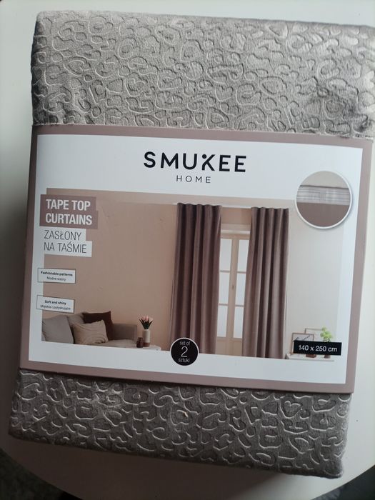 2 zasłony welwetowe ciemnobeżowe na taśmie SMUKEE 2x zasłona