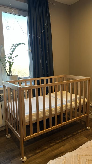 Дитяче ліжечко + комод+пеленалтна дошка з матрацом