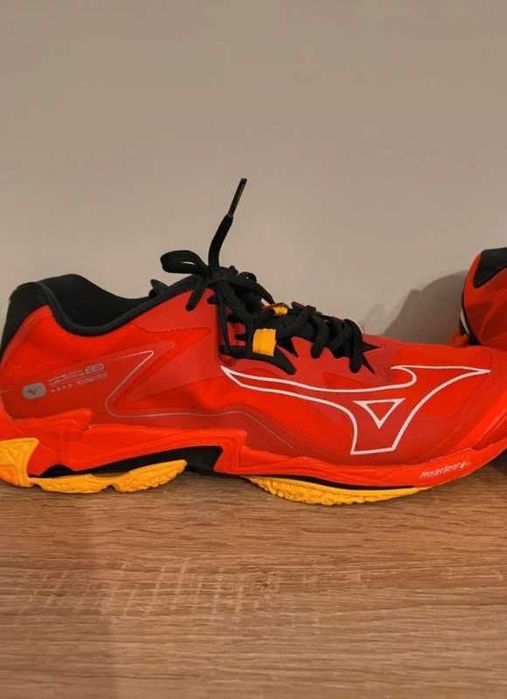 Mizuno wave lightning siatkówka 46,5