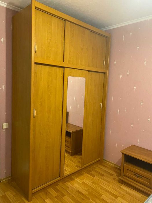 Оренда 2-к квартири вул. Космічна