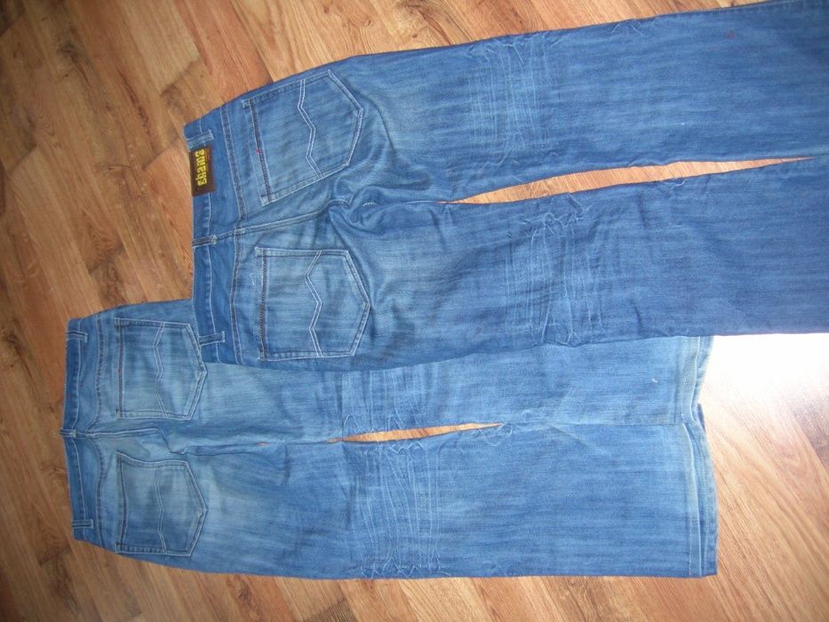 spodnie -dzinsy rozmiar 31/32