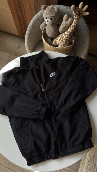 Крута вітрівка куртка nike оригінал для хлопчика