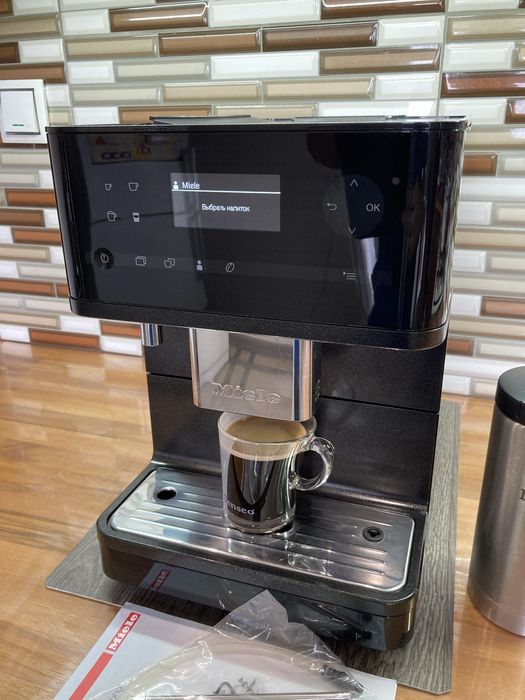 Miele CM 6150 кофемашина міле