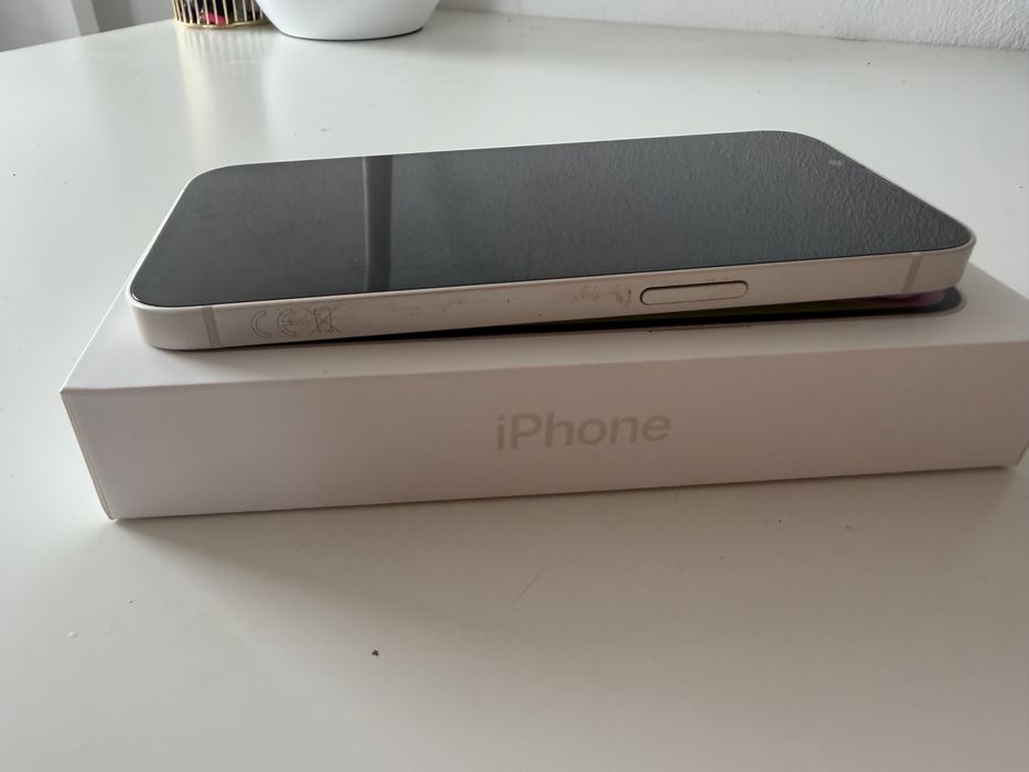 iPhone 14 - 256GB  -
