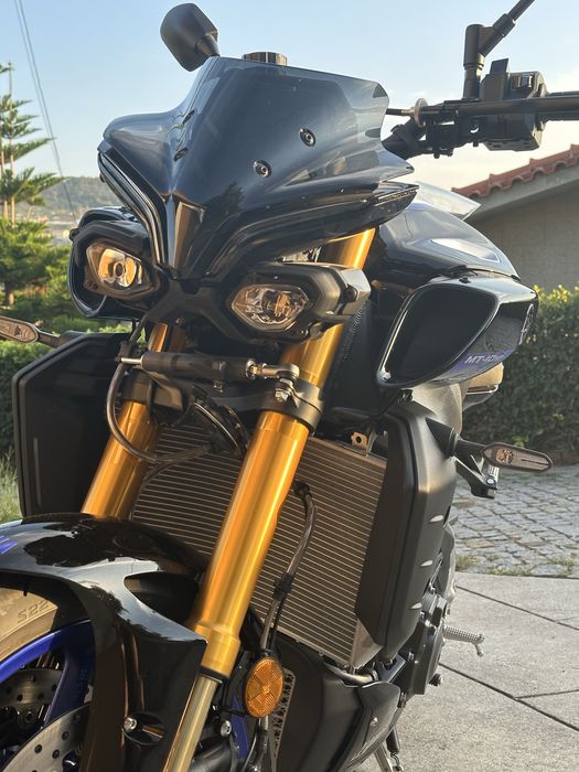 MT10SP Akrapovic