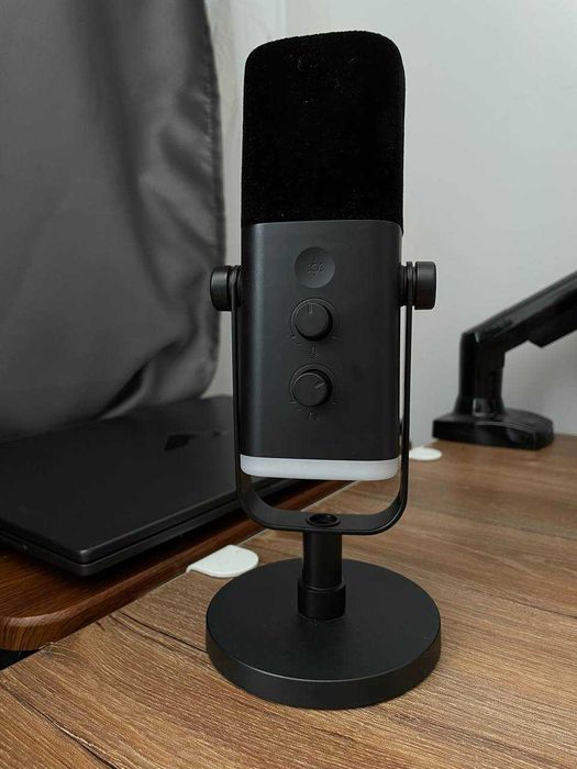 Комплект FIFINE AmpliGame AM8 USB/XLR (Динамічний мікрофон + кронштейн у наборі)