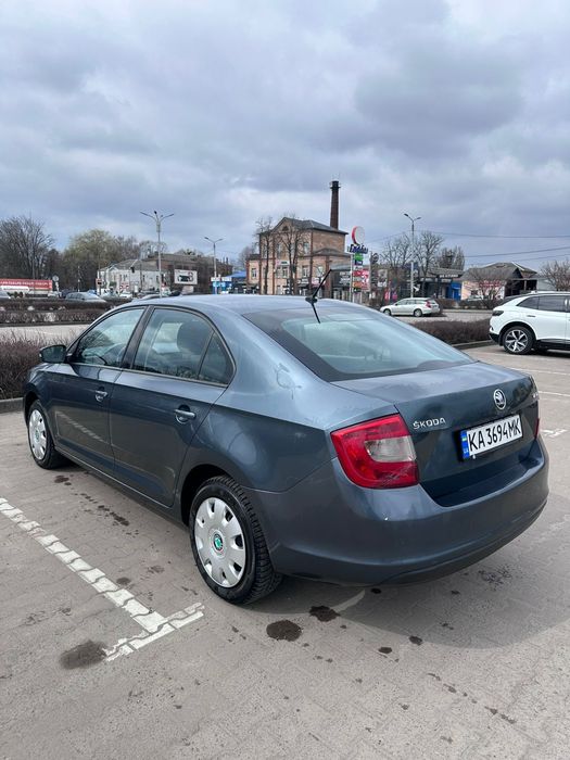 Продам  Skoda Rapid  2017 год 1.2 tsi