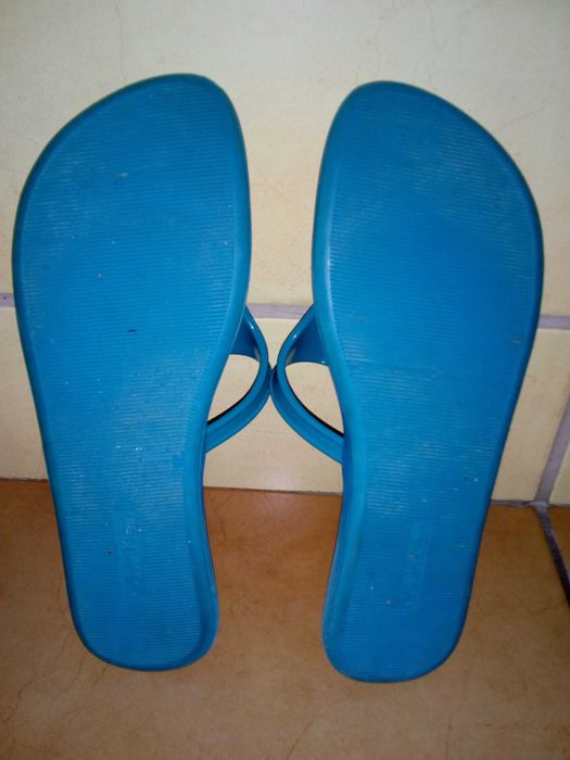 Klapki/Japonki Calvin Klein r.38 wkl.25,5cm Stan idealny