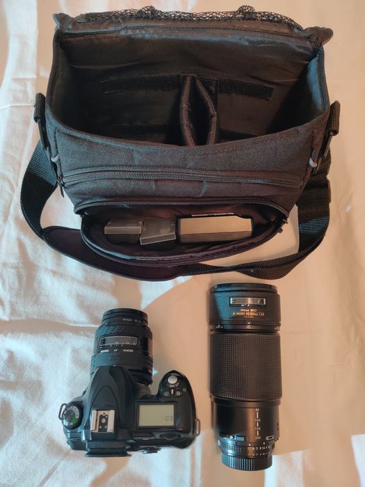 Продам творчий набір фотографа нікон д50 80-200 ф2.8 50 макро ф2.8