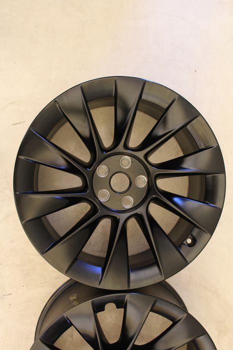 felga aluminiowa do tesla y uberturine 20 5x114,3 et45