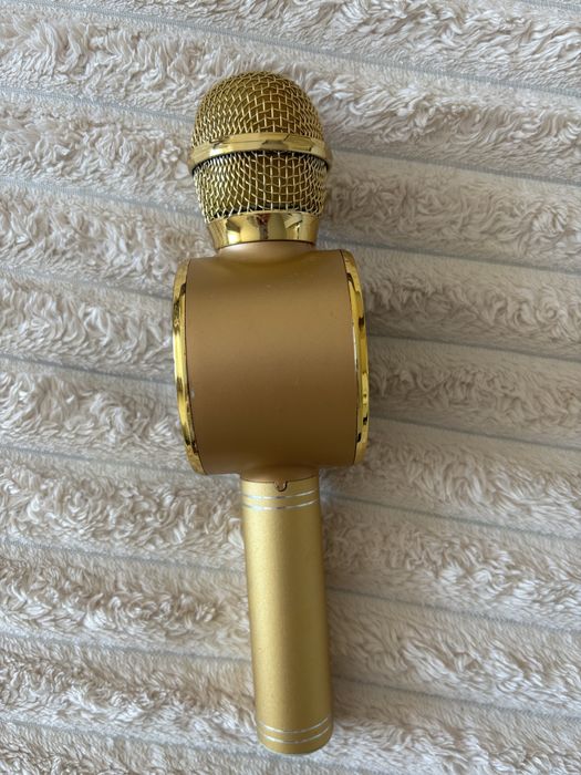 Бездротовий караоке-мікрофон