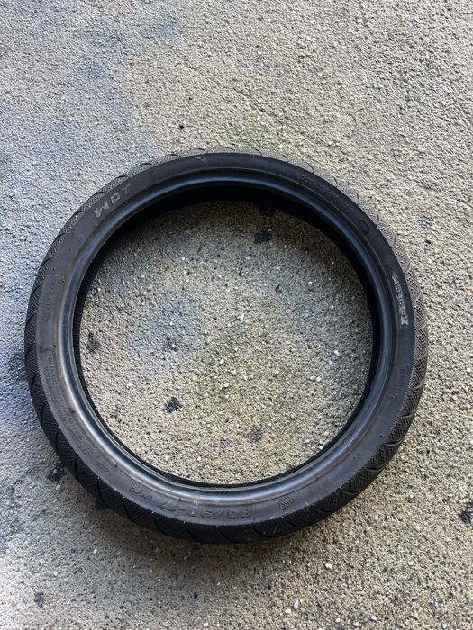 Pneu como novo 80/90-17