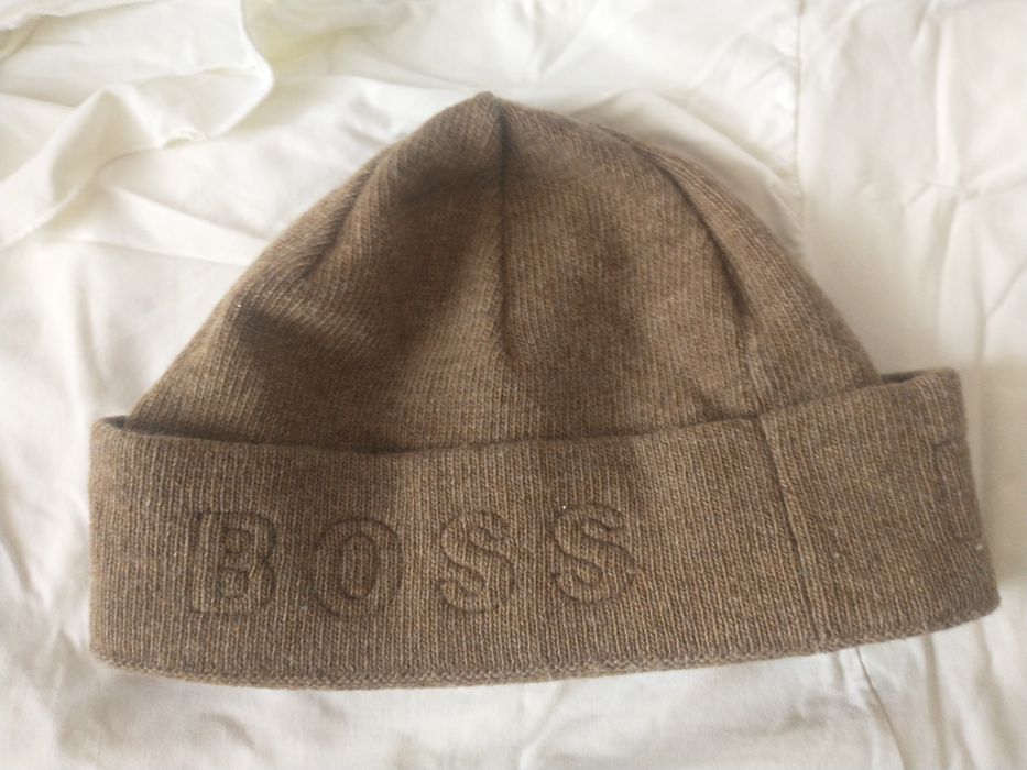 Hugo Boss czapka wełniana
