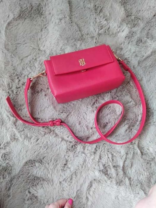 Czerwona torebka Tommy Hilfiger