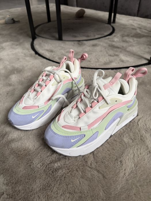 Кросівки Nike Air Max Furyosa, розмір 36