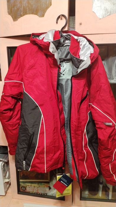 Зимовий лижний костюм