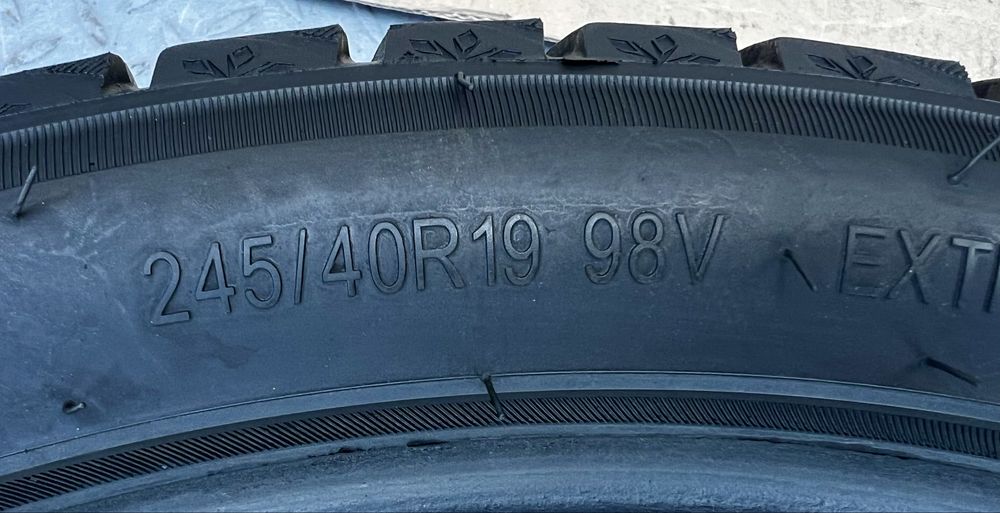 245/40-275/35  19 Triangle SnowLink 4 шт