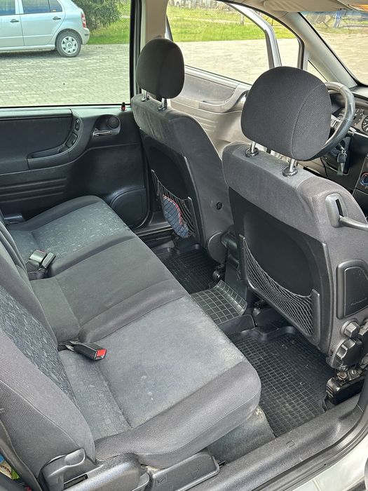 Opel Zafira 2.0 Дизель