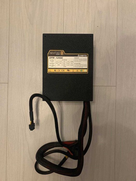 Chieftec GPM-1250C Блок живлення