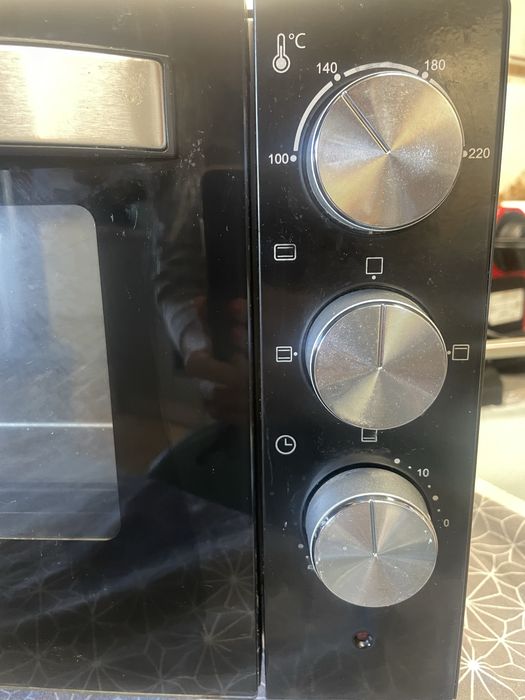 Mini-forno BECKEN BMO4136 (Capacidade: 20 L - 1380 W)