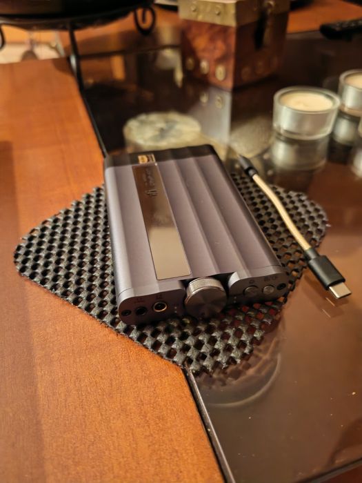 Amplificador IFI xdgd Gryp-ion+ DAC Burr-Brown True Native de 4 canais.