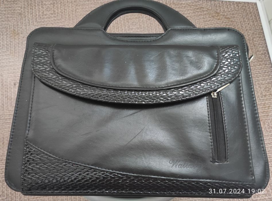 Продам сумку - портфель для документів